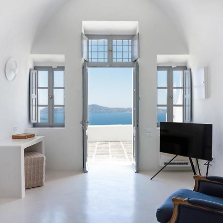 Inspire Santorini Luxury Villas ฟิรา ภายนอก รูปภาพ
