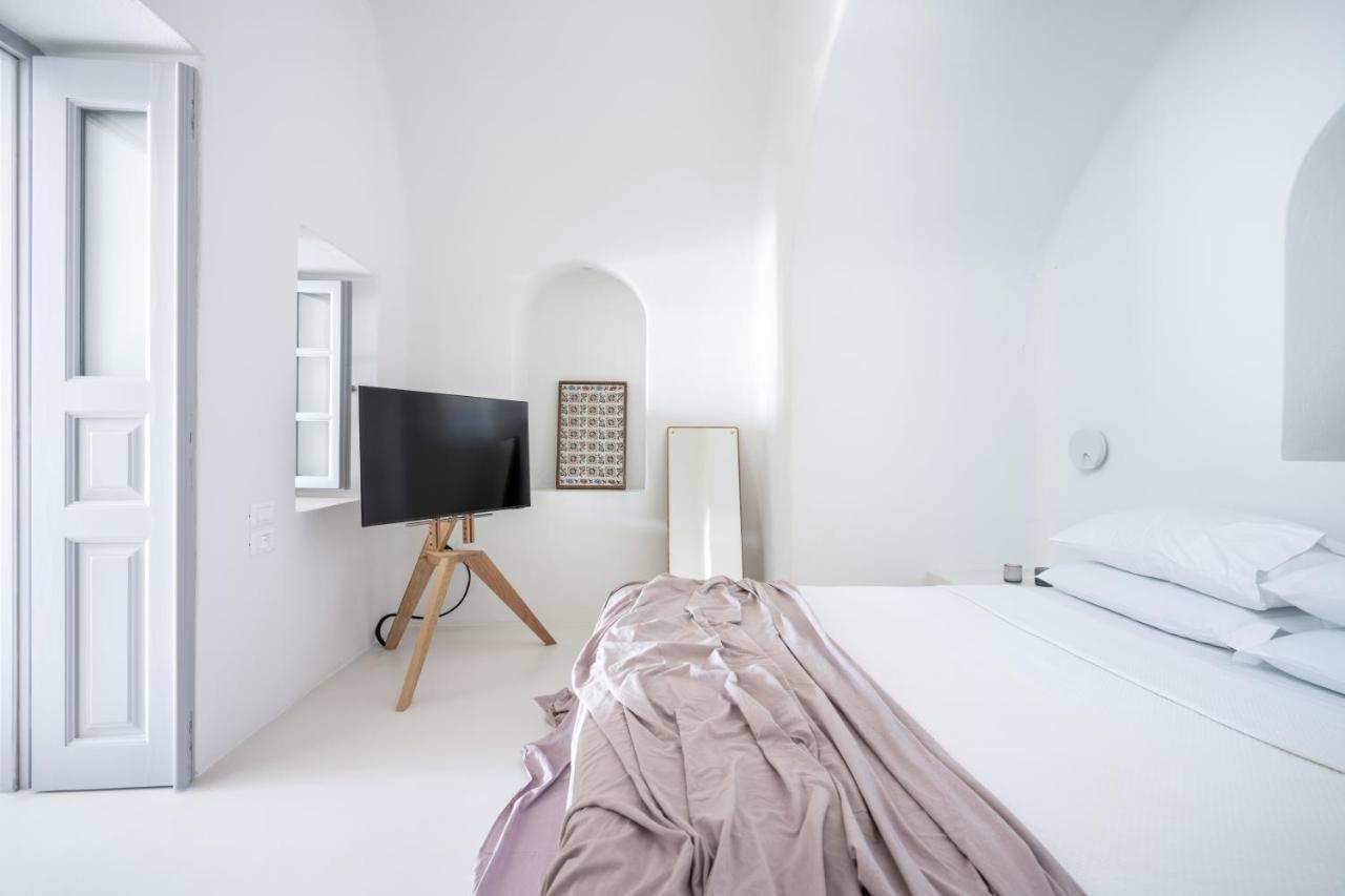Inspire Santorini Luxury Villas ฟิรา ภายนอก รูปภาพ