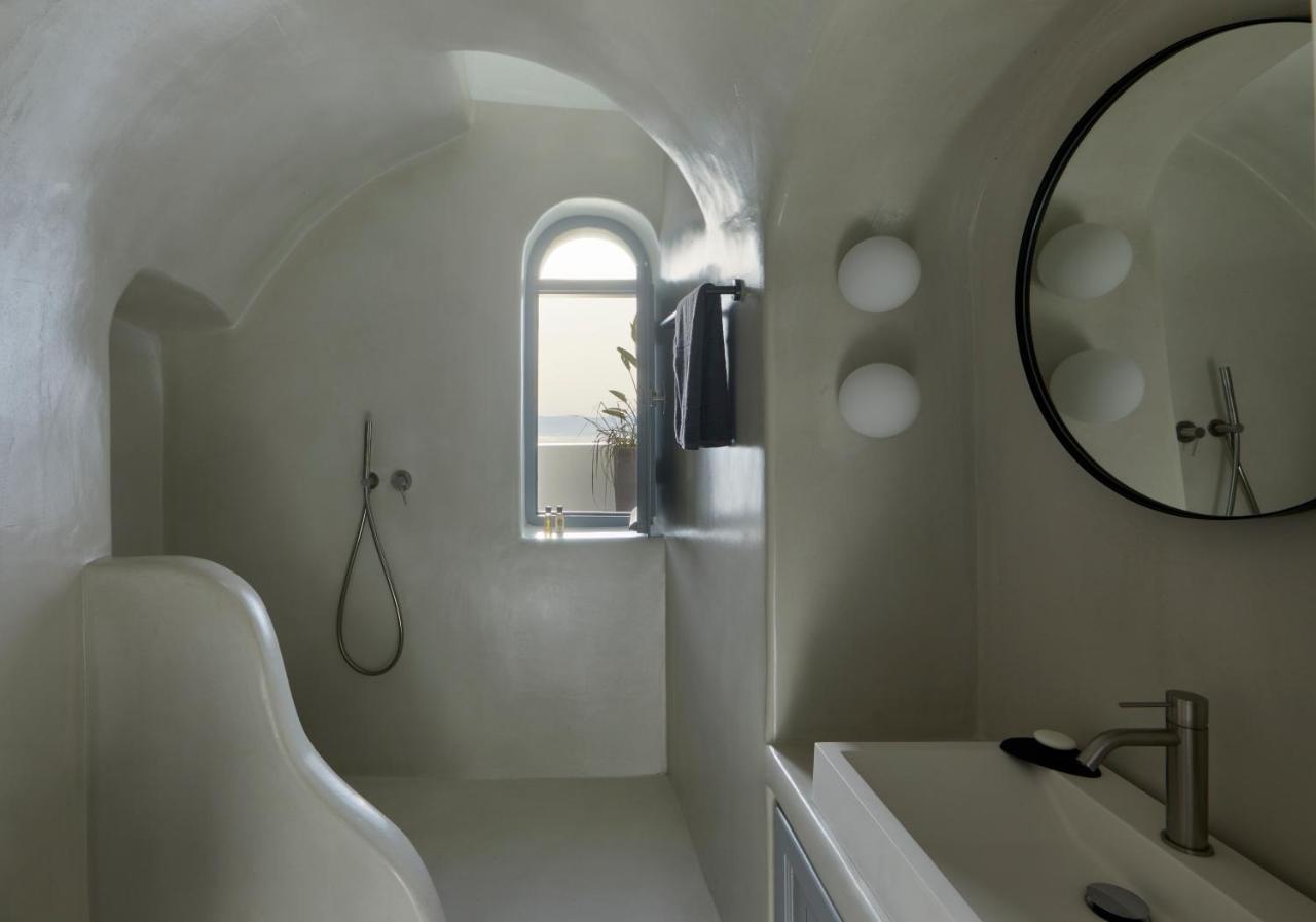 Inspire Santorini Luxury Villas ฟิรา ภายนอก รูปภาพ