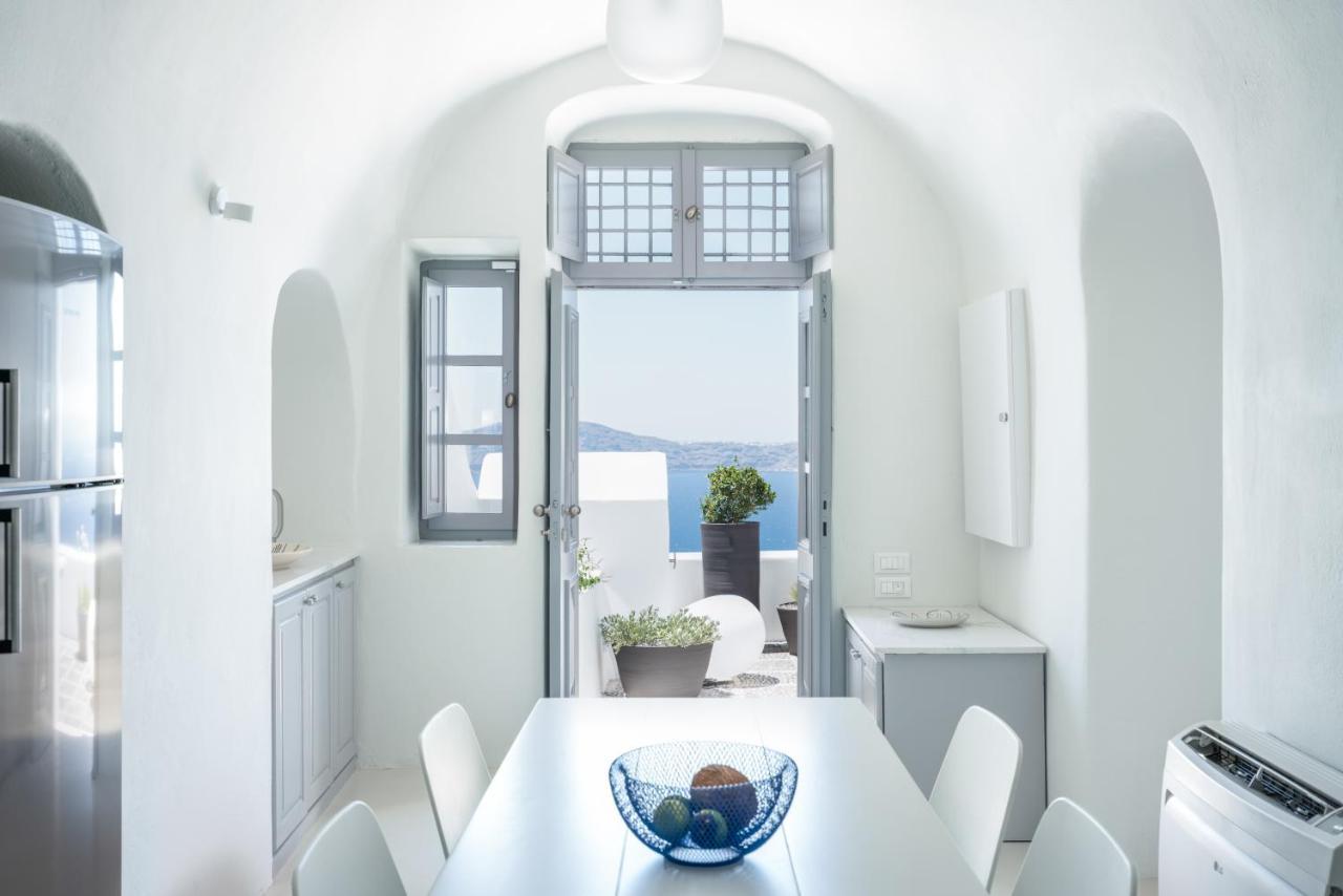Inspire Santorini Luxury Villas ฟิรา ภายนอก รูปภาพ